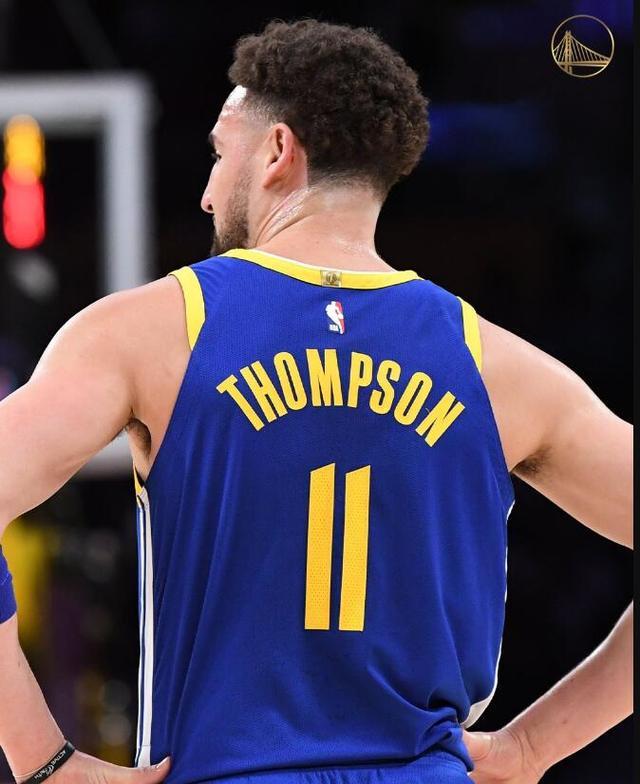 来自转会市场的报道：众所周知，皇家马德里的门将卢...（转会市场曝：皇马门将卢宁最新动向引关注）