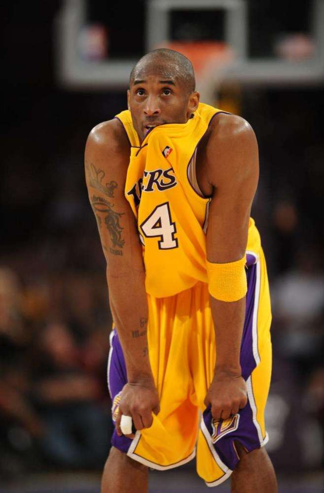 毕尔巴鄂竞技遭遇皇家马德里，莱库埃坦言失利令人痛苦（对阵皇家马德里落败，莱库埃直言这场失利令毕尔巴鄂竞技痛心）