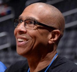 美记爆料湖人正积极追求赫伯特·琼斯，名嘴晒出3换1方案（美媒称湖人加紧追求赫伯特·琼斯，名嘴抛出3换1交易方案）