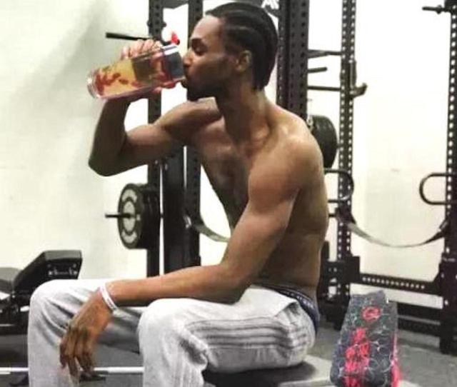 球队防守端硬度提升，连场零封对手（防线愈发稳固，已实现连场零封）