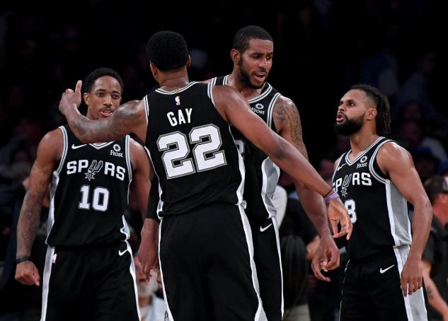 穆帅：我曾为麦克托米奈让博格巴坐板凳，曼联放走他是个大错（穆里尼奥：曾为麦克托米奈让博格巴打替补，曼联放走他是重大失误）