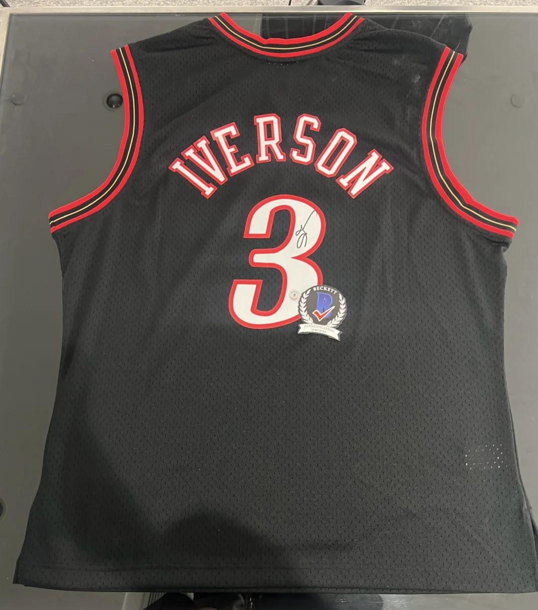 巴萨临时更换发布会人选，德容让位马丁内斯（巴萨临时调整发布会安排，马丁内斯取代德容出席）