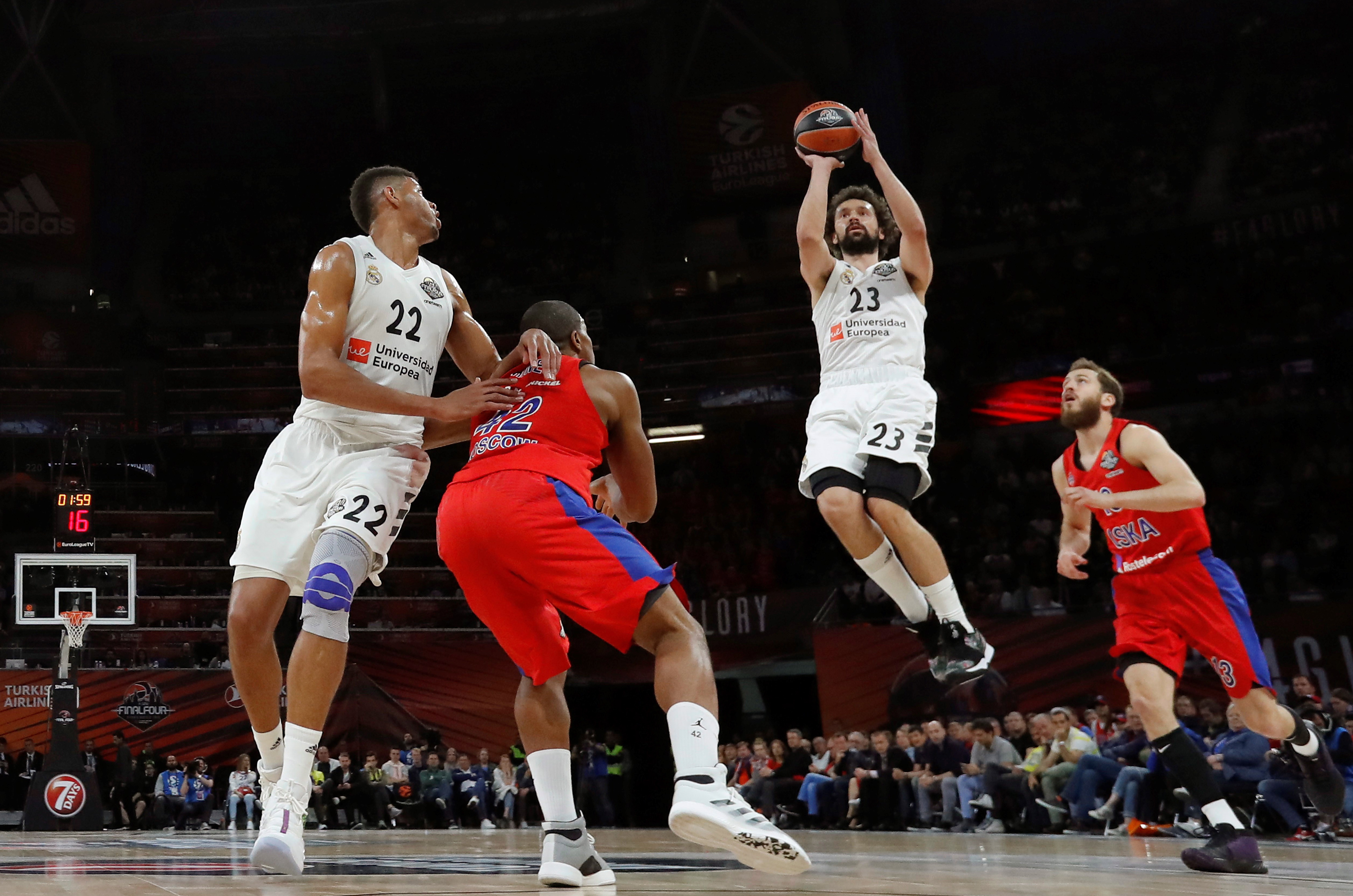 半场战报：比萨0-0克雷莫内塞（上半场结束：比萨与克雷莫内塞互交白卷）