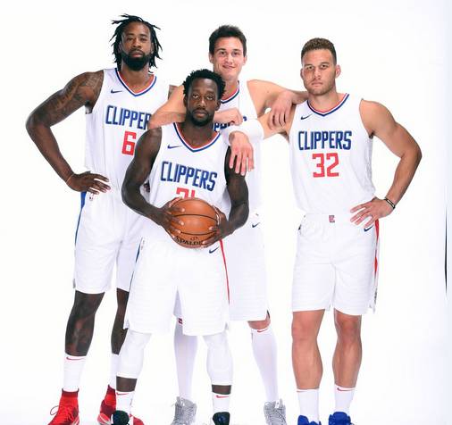 意媒：米兰希望魔笛能帮助推动卢宁加盟，皇马估价2500万欧（意媒：米兰盼魔笛出面促成卢宁来投，皇马标价2500万欧）