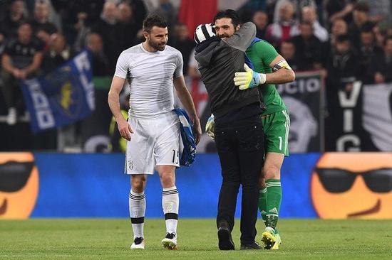 后孙兴慜时代热刺遭看衰 欧超杯迎巴黎碾压局？（孙兴慜后时代热刺不被看好，欧超杯会成巴黎一边倒吗？）