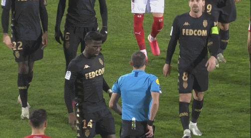 阿迪发言人：德国队球衣销量喜人，按通胀来说阿迪球衣比78年更便宜