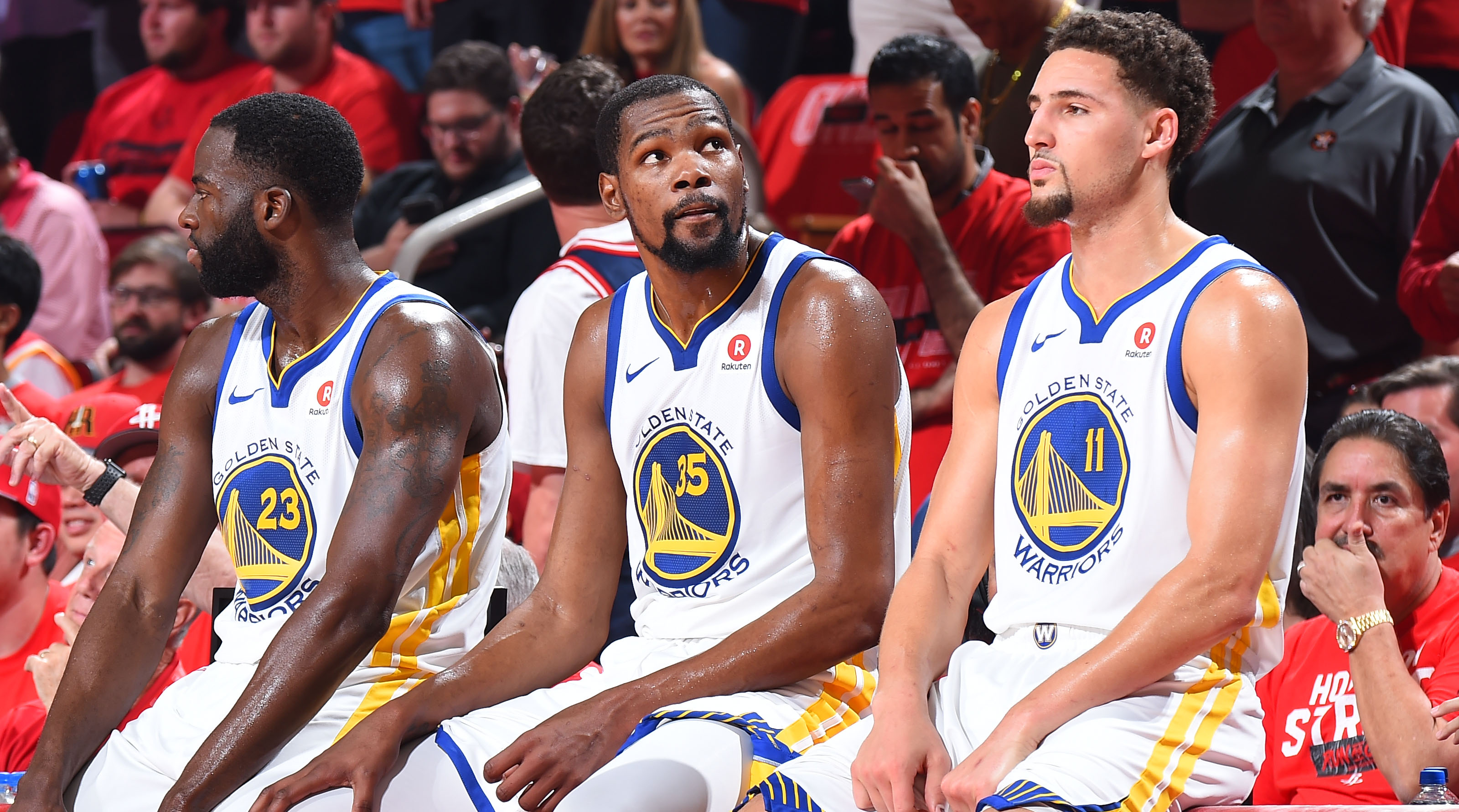 津门虎以1亿投资逆袭联赛前六，培养出三名国脚新星，展现草根逆袭与青训潜力。（津门虎亿元投入冲入前六，三国脚新星崛起，草根逆袭与青训实力凸显）