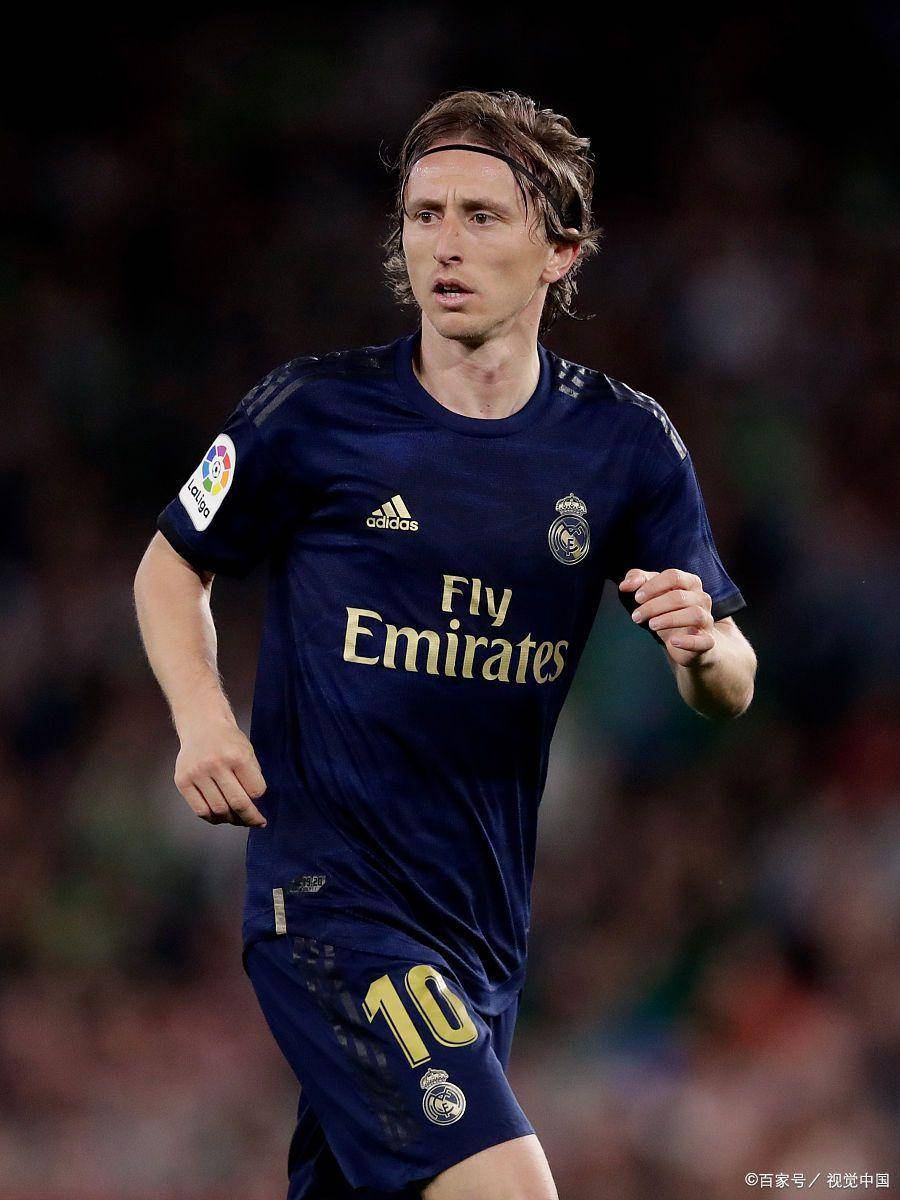 劳塔罗：很激动追平马佐拉的纪录，没想到自己能达到如此成就（劳塔罗：追平马佐拉纪录让我激动万分，未曾料到自己能取得如此成就）