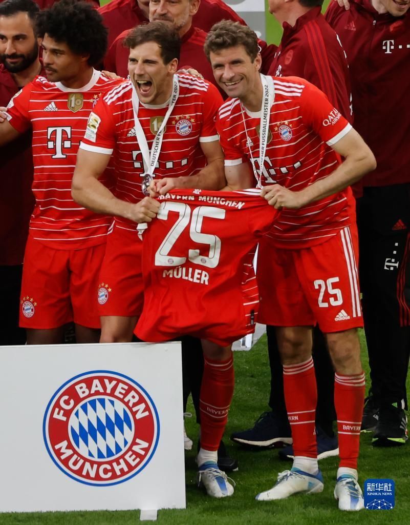 塞内加尔主帅：马内是我们的C罗或梅西，没进球只是运气不佳（塞内加尔主帅：马内堪比C罗与梅西，未进球只是运气差）