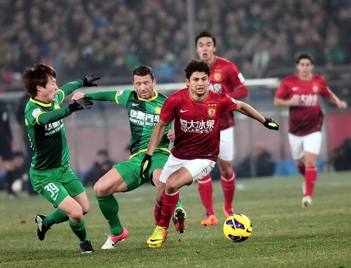 马内：阿诺德的防守不像外界说的那样差；沙特比我想象的更棒（马内：阿诺德防守没外界说得那么糟；沙特超出我的预期）